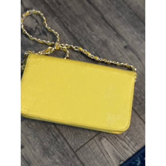 St. John Women's Yellow Logo Chain Leather Purse Shoulder Bag - Picture 8 of 12